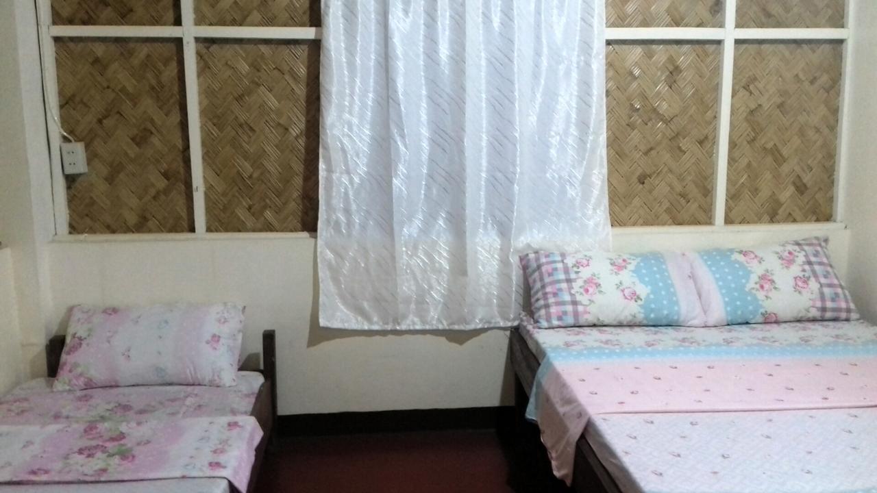 Hotel Rb Transient House Coron Exteriér fotografie